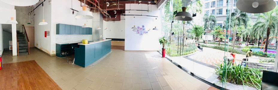 Không gian căn Shop-house Vinhomes Central Park, Bình Thạnh Căn Shop-house 1 trệt 1 lầu cửa hướng Bắc, nội thất cơ bản.