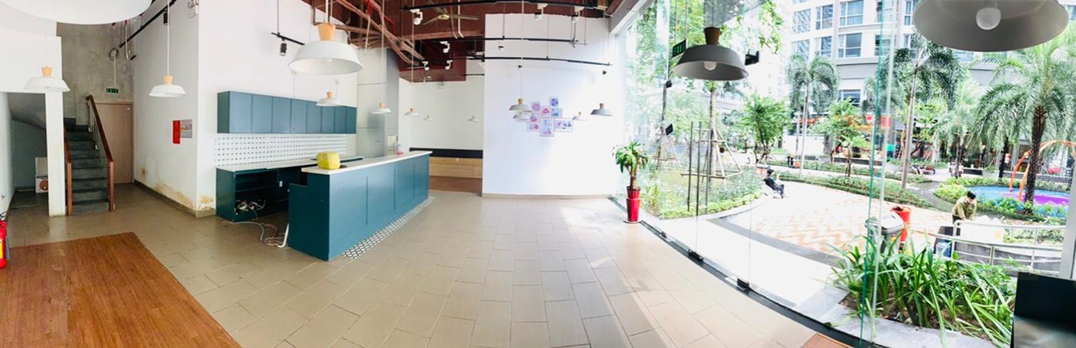 Không gian căn Shop-house Vinhomes Central Park, Bình Thạnh Căn Shop-house 1 trệt 1 lầu cửa hướng Bắc, nội thất cơ bản.