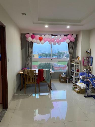 Phòng khách căn hộ 51 Chánh Hưng, Quận 8 Căn hộ 51 Chánh Hưng đầy đủ nội thất, view thoáng mát.