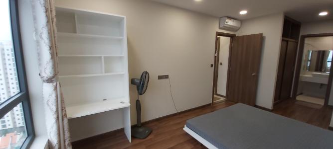 Phòng ngủ căn hộ De Capella Căn hộ De Capella view tầng cao nhìn ra thành phố, đủ tiện nghi.