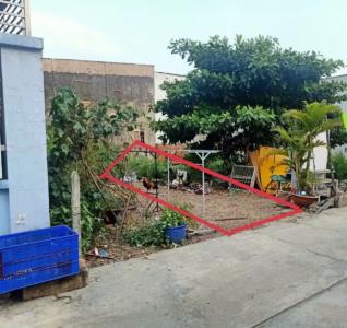 Đất nền đường số 3, Quận 9 Đất nền thổ cư diện tích 77m2, xung quanh đầy đủ mọi tiện ích.