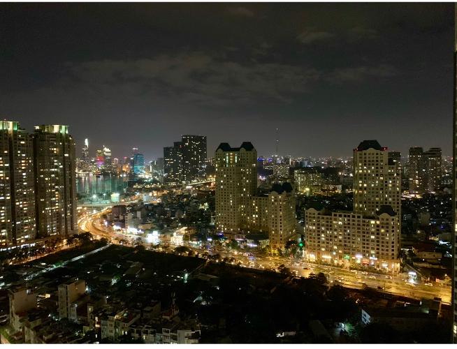 View hướng cửa sổ Vinhomes Central Park Căn hộ Vinhomes Central Park tầng cao, view hướng nội khu thoáng mát.