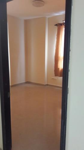 Phòng ngủ căn hộ Sacomreal 584, Tân Phú Căn hộ Sacomreal 584 cửa hướng Đông Nam, view thoáng mát.