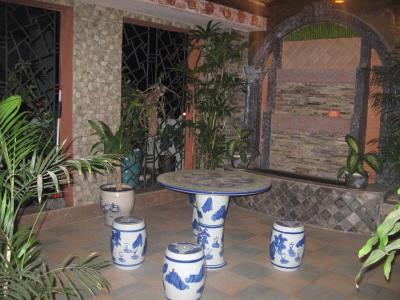 45e603f9c53a3b64622b Biệt thự Quận 2 ven sông, thiết kế hiện đại, vị trí đắc địa.