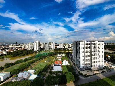 view căn hộ Sunrise Riverside Bán căn hộ tầng cao Sunrise Riverside view hồ bơi và sông thoáng mát.