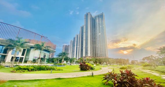 Căn hộ Eco Green Saigon , Quận 7 Căn hộ tầng 5 Eco Green Saigon view thoáng mát, nội thất cơ bản.