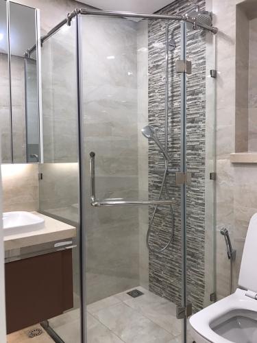 Phòng tắm Vinhomes Golden River, Quận 1 CĂN HỘ GOLDEN RIVER VIEW THOÁNG MÁT