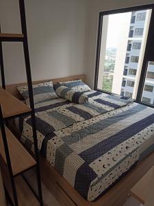 phòng ngủ  căn hộ Vinhomes Grand Park Căn hộ Vinhomes Grand Park đầy đủ nội thất, view nội khu.