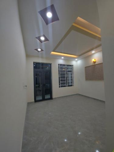 Không gian nhà phố Quận Gò Vấp Nhà phố diện tích 64m2, kết cấu 1 trệt 3 lầu và sân thượng, sổ hồng riêng.