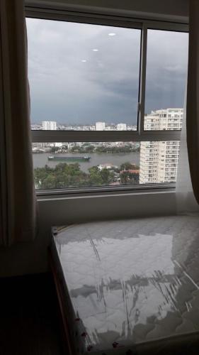 Phòng ngủ căn hộ Tropic Garden, Quận 2 Căn hộ Tropic Garden hướng Tây Bắc view thoáng mát, đầy đủ nội thất.