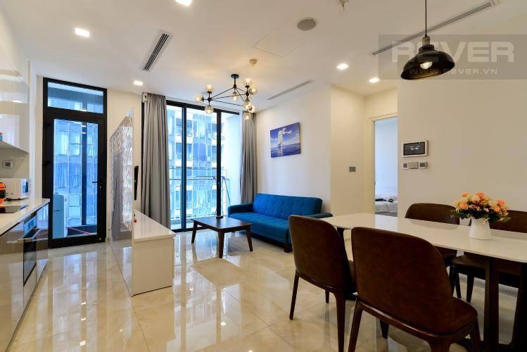 Phòng khách căn hộ VINHOMES GOLDEN RIVER Bán căn hộ Vinhomes Golden River 1PN, tầng 6, đầy đủ nội thất, ban công Đông Bắc