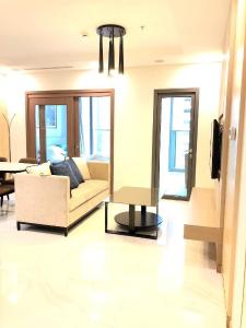 Căn hộ Vinhomes Central Park, Bình Thạnh Căn hộ Vinhomes Central Park tầng trung, thiết kế hiện đại.