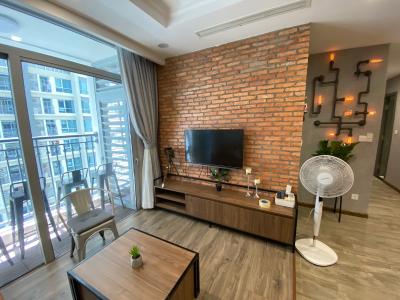 Căn hộ Vinhomes Central Park, Quận Bình Thạnh Căn hộ Vinhomes Central Park tầng 20 thiết kế kỹ lưỡng, đầy đủ nội thất.