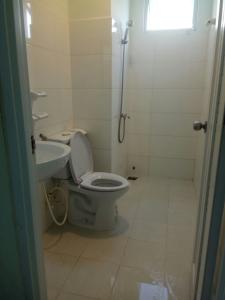 Phòng tắm, Căn hộ Topaz Garden, Quận Tân Phú Căn hộ tầng 14 Topaz Garden hướng Đông Bắc thoáng mát, đầy đủ nội thất.