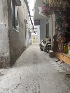 Nhà phố Phan Văn Trị Bình Thạnh Bán nhà hẻm 2m đường Phan Văn Trị, mặt tiền 3 hẻm thông thoáng.