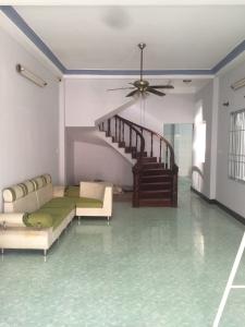 Nhà phố quận Bình Thạnh Nhà hẻm xe hơi 5m Q. Bình Thạnh, nội thất cơ bản, diện tích 6.25x18.8m