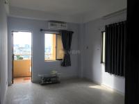 Căn hộ Chung cư Khánh Hội 1 tầng 8 thoáng mát, nội thất cơ bản.