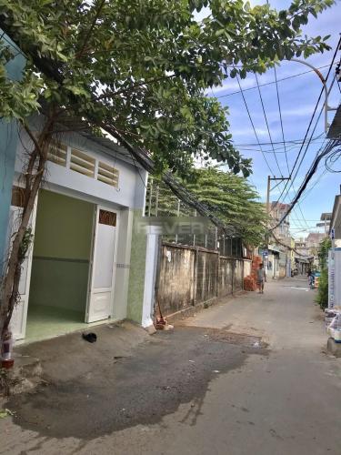 Nhà phố Quận 9 Nhà mặt tiền đường Số 359 hướng Tây Nam diện tích 49m2, đầy đủ tiện ích.