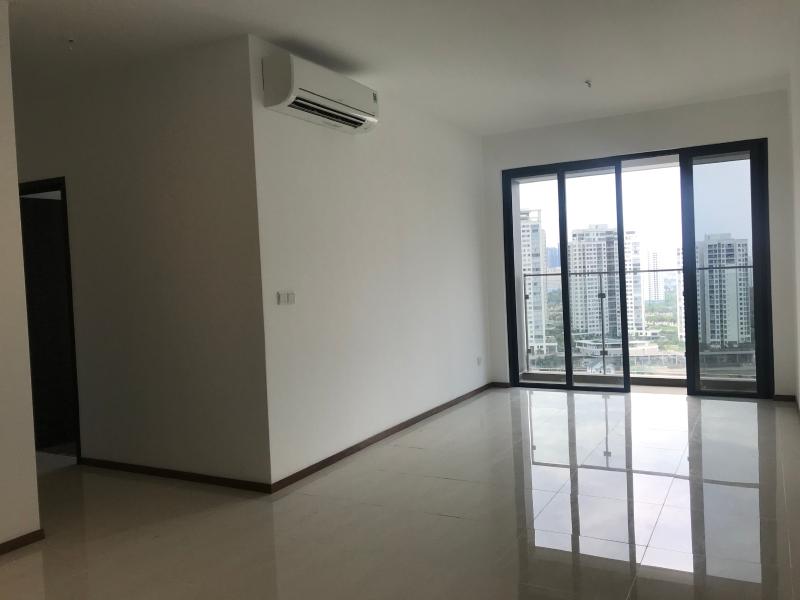 Căn hộ One Verandah tầng trung, nội thất cơ bản.