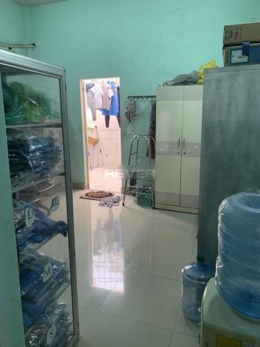 Bên trong nhà phố Quận 12 Nhà phố Quận 12 mặt tiền hẻm rộng 8m, diện tích đất 117m2.