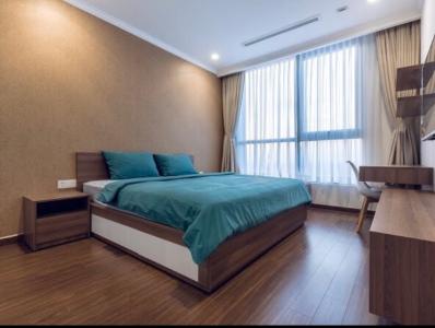 Căn hộ Vinhomes Central Park, Quận Bình Thạnh Căn hộ tầng 45 Vinhomes Central Park thiết kế hiện đại, đầy đủ nội thất.