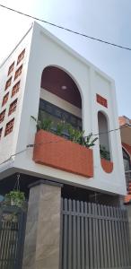 Mặt tiền nhà phố Lê Văn Thọ, Gò Vấp Nhà phố hẻm xe hơi mới xây, thiết kế hiện đại tinh tế.