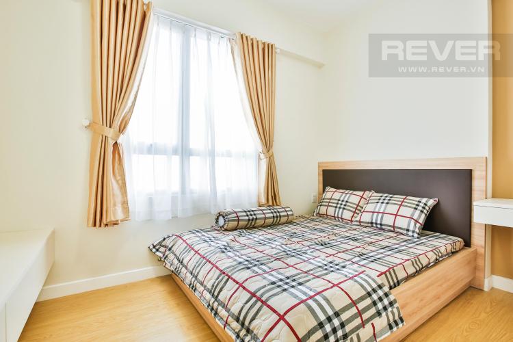 Phòng ngủ nhỏ cửa sổ hướng Đông Nam Căn góc tầng cao T4A Masteri Thảo Điền