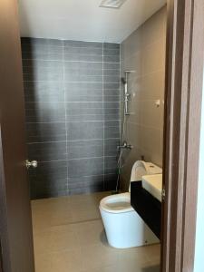 Nhà vệ sinh Sunrise Riverside Căn hộ Sunrise Riverside tầng trung, nội thất cơ bản, view sông.