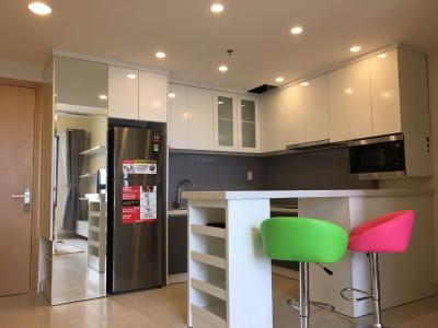 bếp căn hộ 1 phòng ngủ masteri thảo điền Căn hộ Masteri Thảo Điền tầng cao đón view nội khu mát mẻ.