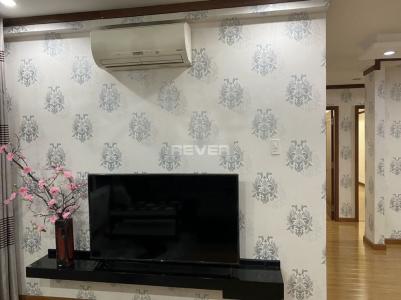 Phòng khách Hoàng Anh Gold House, Nhà Bè Căn hộ Hoàng Anh Gold House tầng cao, đầy đủ nội thất.