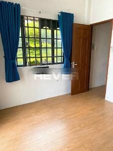 Nhà phố Quận Gò Vấp Nhà phố có 2 mặt tiền hẻm xe tải, diện tích 40m2 nội thất cơ bản.