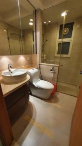 Phòng tắm , Căn hộ Saigon Pearl , Quận Bình Thạnh Căn hộ Saigon Pearl tầng 18 view thành phố sầm uất, đầy đủ nội thất hiện đại.