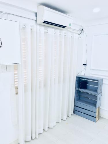 Căn hộ chung cư Nguyễn Thiện Thuật, Quận 3 Căn hộ chung cư Nguyễn Thiện Thuật hướng Tây Nam, view thành phố.