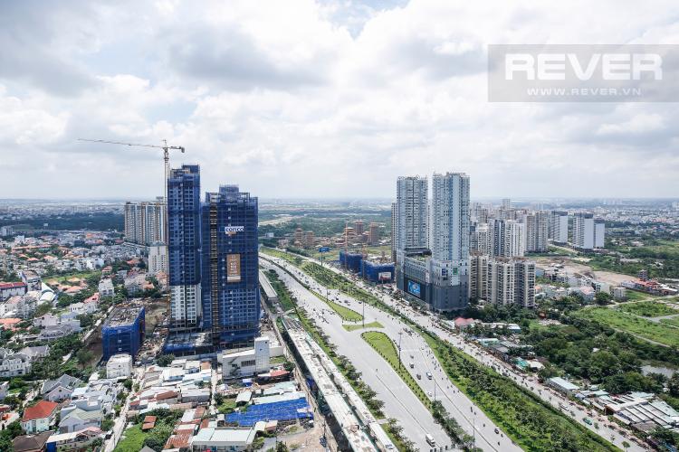 View ban công phòng khách Căn hộ Masteri Thảo Điền tầng cao T5 nhà trống mới bàn giao, chưa ở