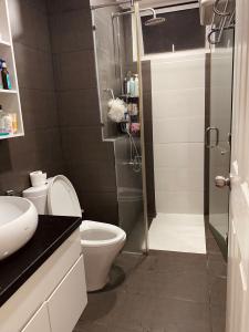 Nhà vệ sinh  căn hộ Vista Verde, quận 2 Căn hộ tầng 9 Vista Verde view thoáng mát, đầy đủ nội thất hiện đại.