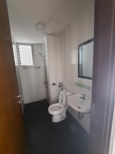 Không gian căn hộ Celadon City, Quận Tân Phú Căn hộ Celadon City cửa hướng Đông Nam, nội thất cơ bản.