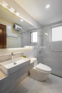Phòng tắm Riverside Residence, Quận 7 Căn hộ Riverside Residence hướng Đông Bắc, view mát mẻ.