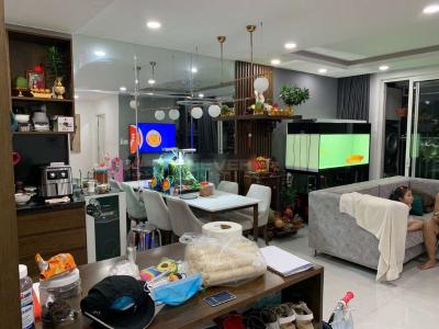Căn góc view Phổ Quang Orchard Park View đầy đủ nội thất.