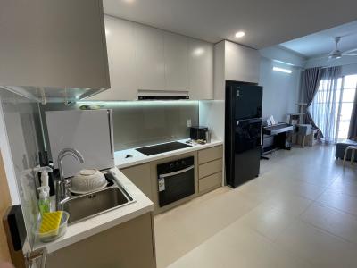 Phòng bếp Carillon 7, Tân Phú Căn hộ Carillon 7 nội thất cơ bản, ban công hướng Tây.