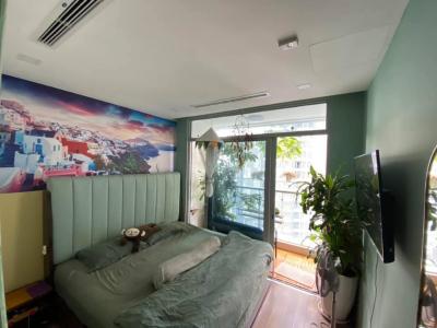 Phòng ngủ căn hộ Vinhomes Central Park, Quận Bình Thạnh Căn hộ Vinhomes Central Park cửa hướng Đông, view nội khu tuyệt đẹp.