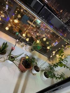 Ban công Cetana Thủ Thiêm, Quận 2 Căn hộ Cetana Thủ Thiêm tầng trung, đón view thành phố.