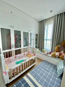 Phòng ngủ Sadora Apartment, Quận 2 Căn hộ tầng cao Sadora Apartment ngắm nhìn thành phố về đêm.