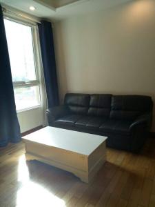 Phòng khách The Manor Quận Bình Thạnh Căn hộ The Manor nội thất sang trọng, tiện nghi.