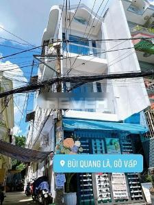 View nhà phố Quận Gò Vấp Nhà phố có 2 mặt tiền hẻm xe tải, diện tích 40m2 nội thất cơ bản.