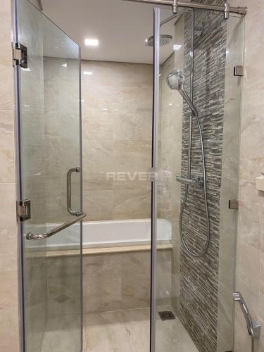 Nhà tắm Vinhomes Golden River Quận 1 Office-tel Vinhomes Golden River đầy đủ nội thất, view Landmark 81.