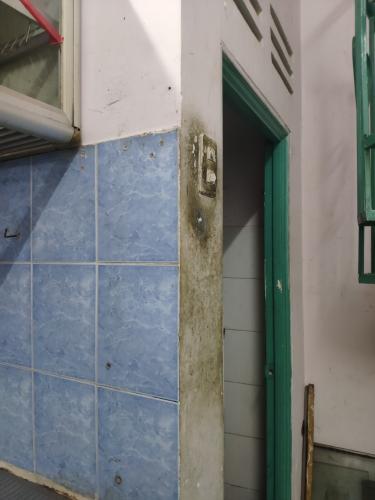 Toilet nhà phố Quận 1 Bán nhà hẻm Trần Quang Khải, Quận 1, sổ hồng, cách cầu Kiệu 400m
