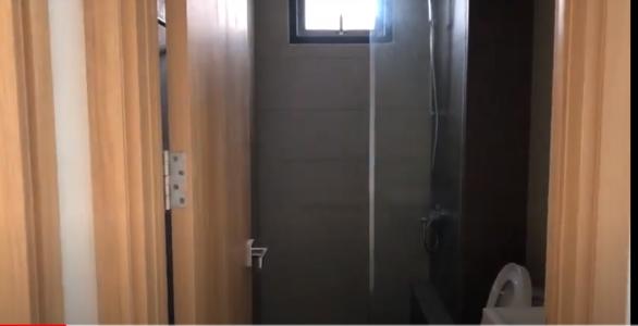 Toilet Celadon City, Tân Phú Căn hộ Duplex Celadon City tầng trung, view thành phố sầm uất.