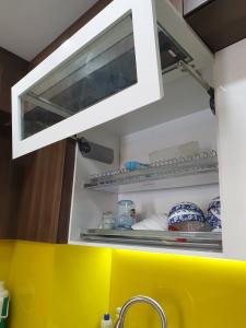 Bếp Saigon South Residence  Căn hộ Saigon South Residence tầng cao view đón gió mát, đầy đủ nội thất.