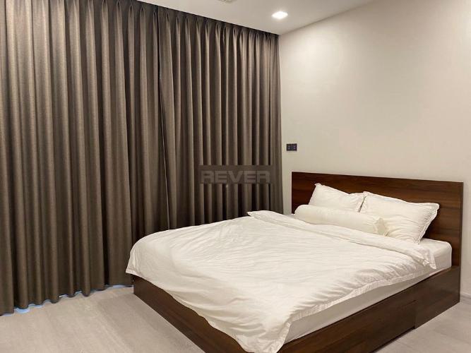 Phòng ngủ Vinhomes Golden River Quận 1 Office-tel Vinhomes Golden River đầy đủ nội thất, view Landmark 81.