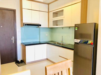 bếp căn hộ 1+1 phòng ngủ the sun avenue Căn hộ The Sun Avenue đón view nội khu, nội thất đầy đủ.